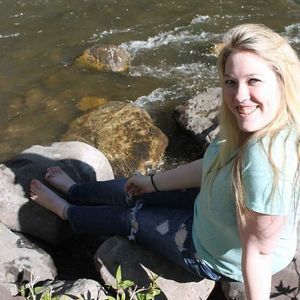 Meet your Posher, Crystal