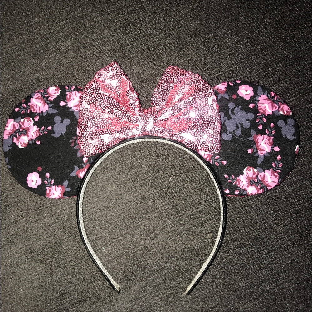 Sequence Mickey ears
