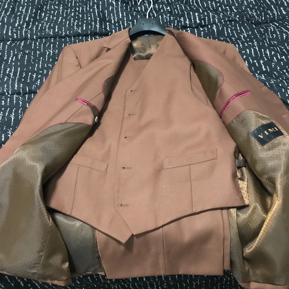 3 piece suit from Vinci Italy