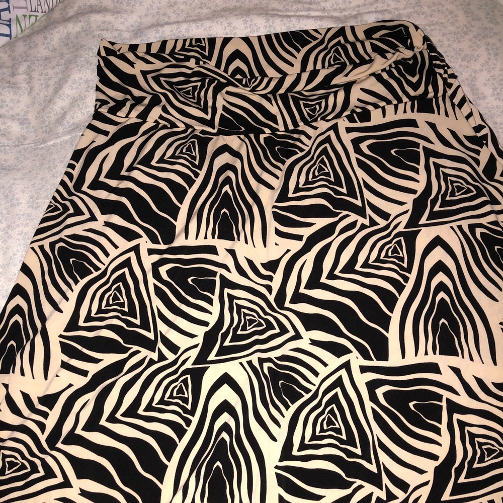 LuLaRoe Azure Skirt