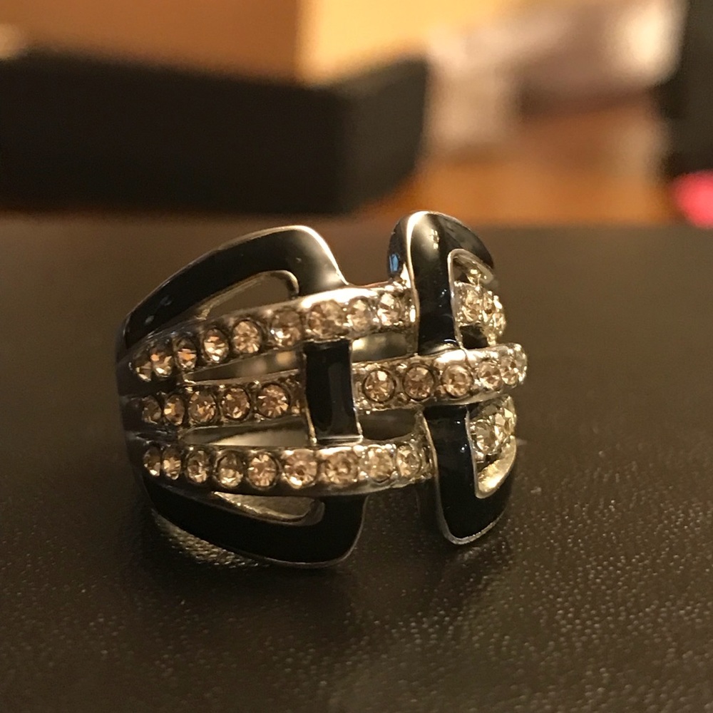 Tara Vanessa Black enamel interlock pave ring
