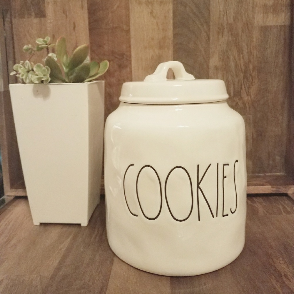 Brand new, Rae Dunn Cookies Jar