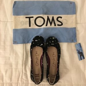 Toms Ballet Flat Black Suede with Silver Stars 6.5
