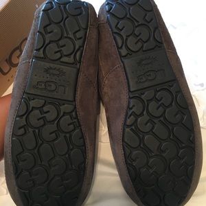 Men's Ugg slippers