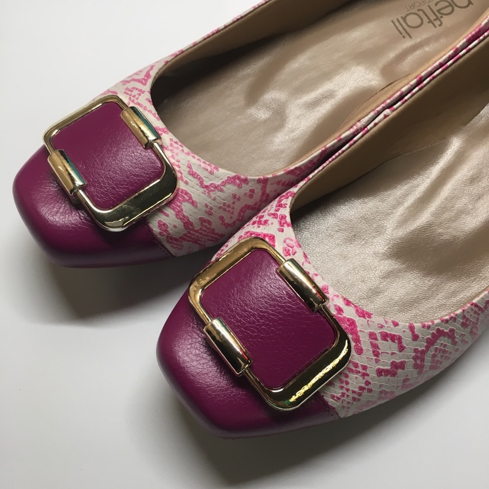 ⬇️   Purple Flats From Brazil