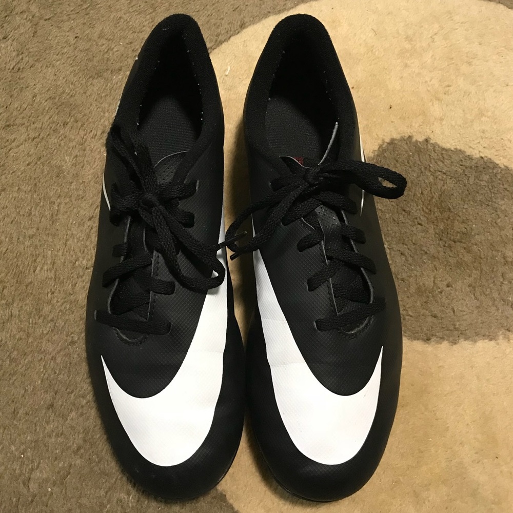 Boys Outdoor Soccer Cleats.