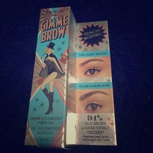 Benefit Cosmetics Gimme Brow. Shade: 5