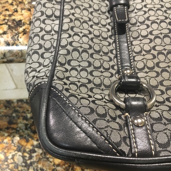 SOLD - Coach Signature purse - Picture 7 of 8