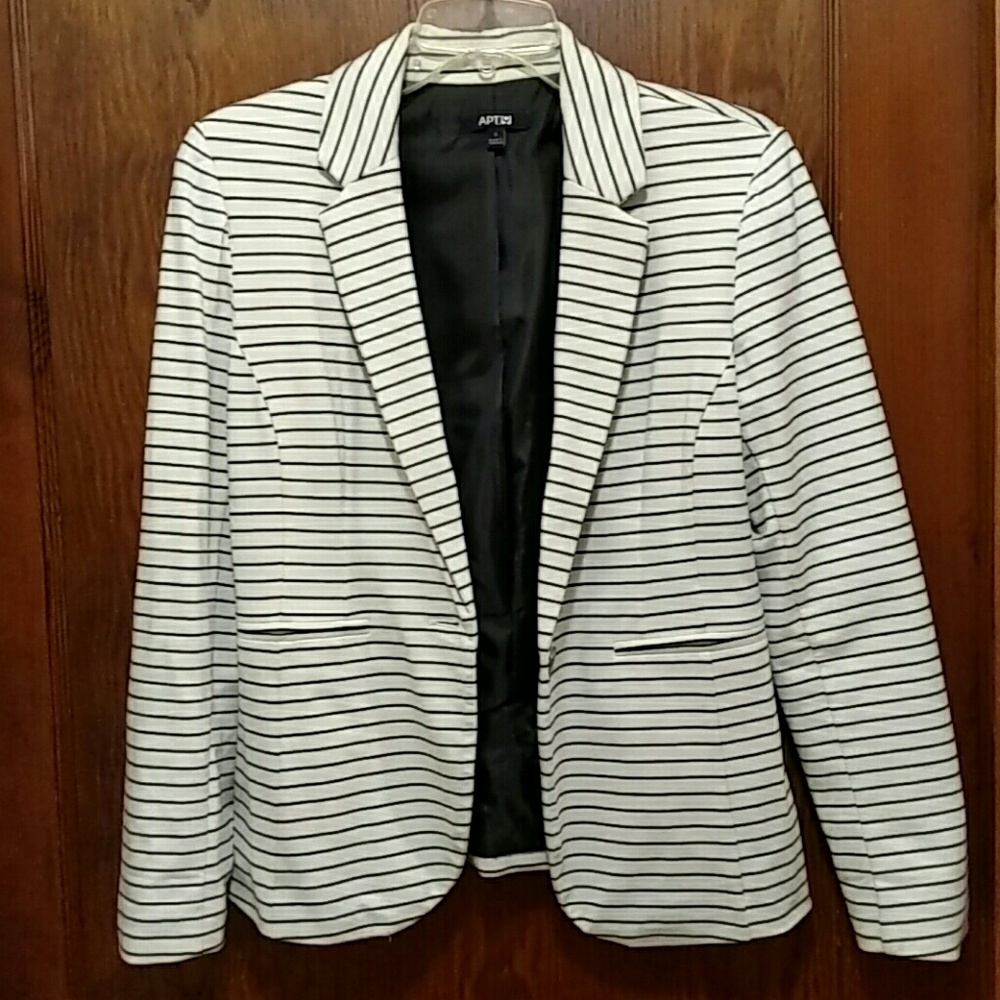 Apt. 9 white with black stripes ponte blazer