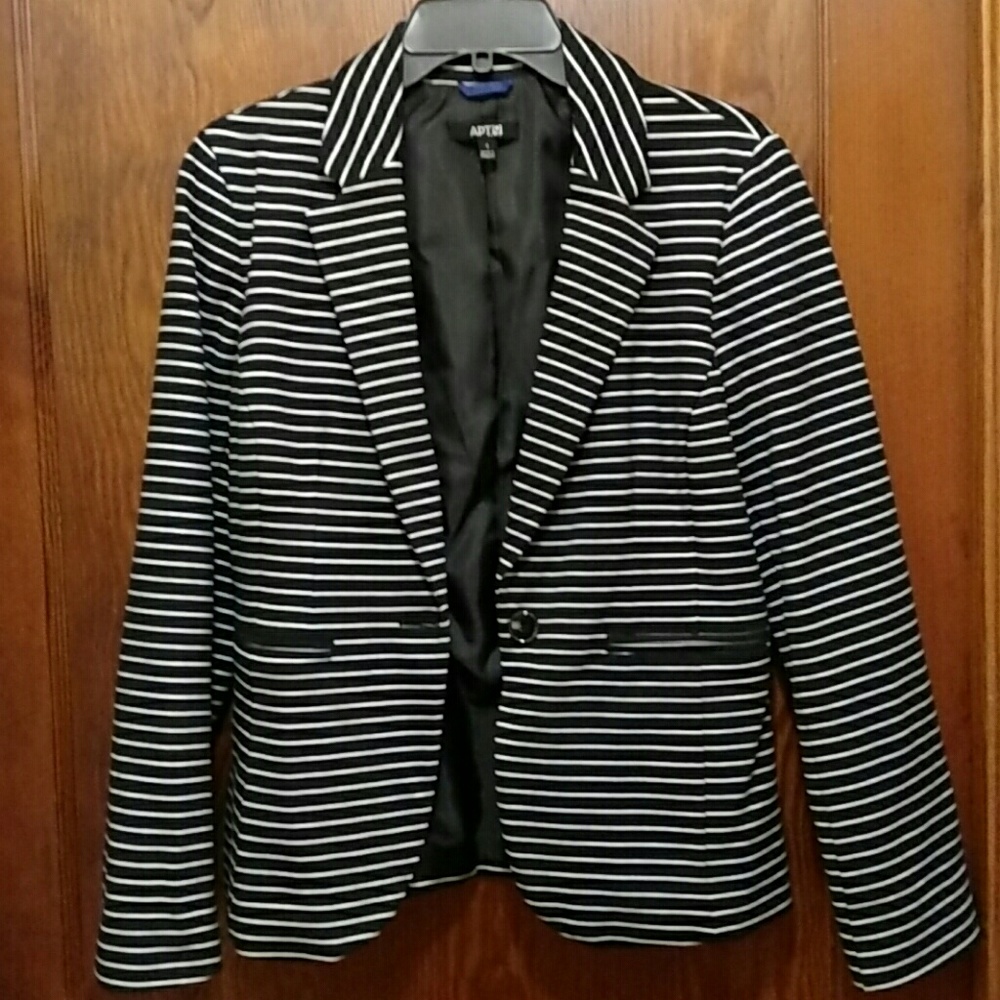 Apt. 9 black with white stripes ponte blazer