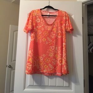 Lularoe Perfect Tee