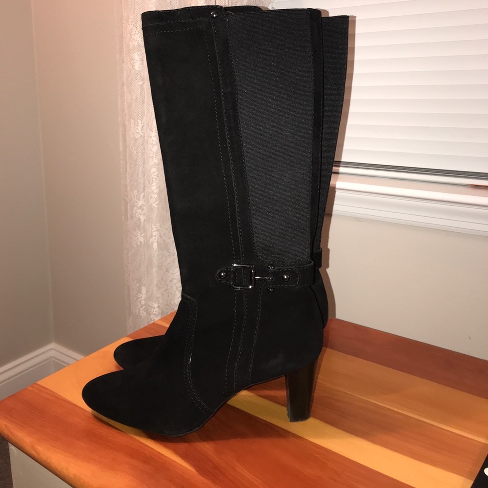 Anne Klein Black Boots!