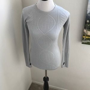 Long sleeve LuLu Lemon shirt with thumb holes