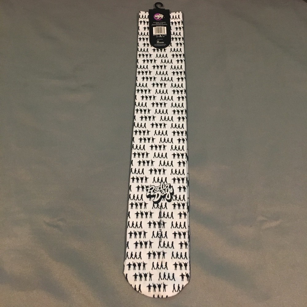 NWT RadioDays George Harrison Keep On Rockin Socks - Picture 4 of 6
