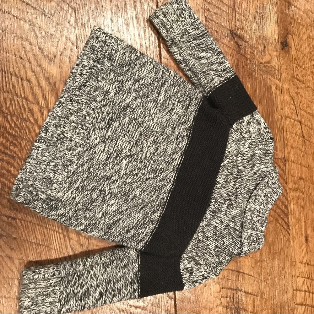 Baby Gap Sweater 12-18 mo - Picture 7 of 7