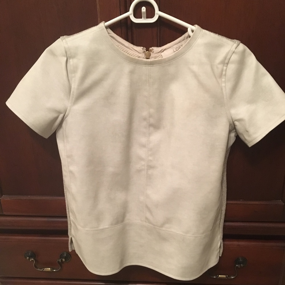 Ann Taylor Loft faux suede top. Grey