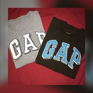 2 boys GAP T-shirt’s