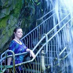 Meet your Posher, Rose