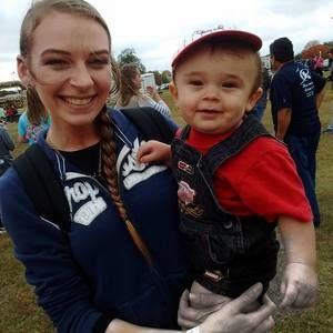 Meet your Posher, Laura