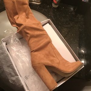 Brand NeW!!!!!Steve Madden Knee High Boots