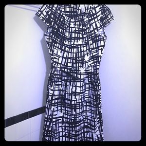 *SOLD* Gorgeous black and white midi dress.