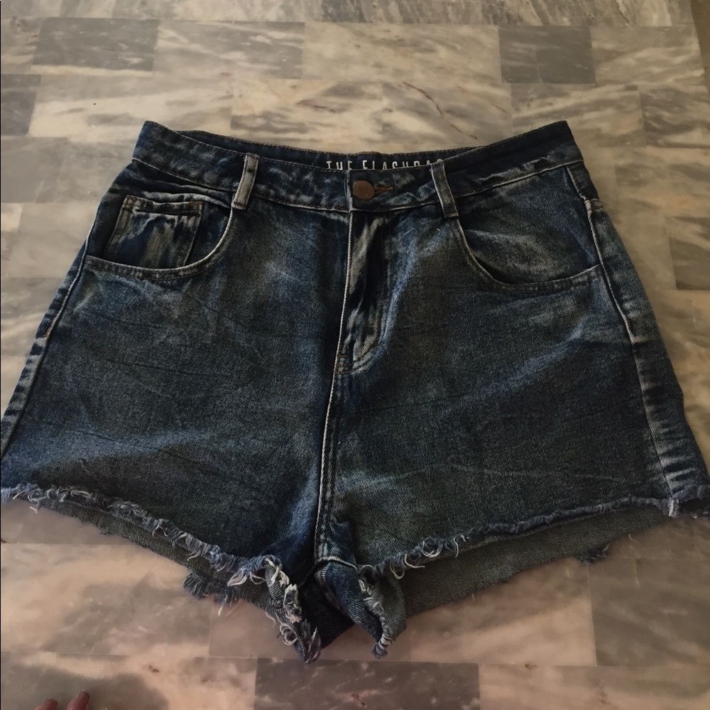 Flashback high rise shorts