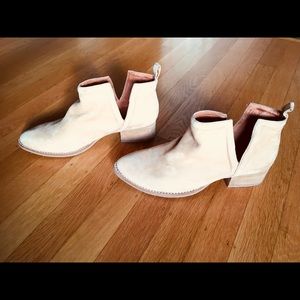 Jeffrey Campbell boots sz 7.5