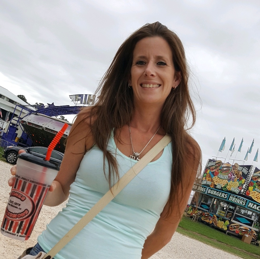 Meet your Posher, Gina