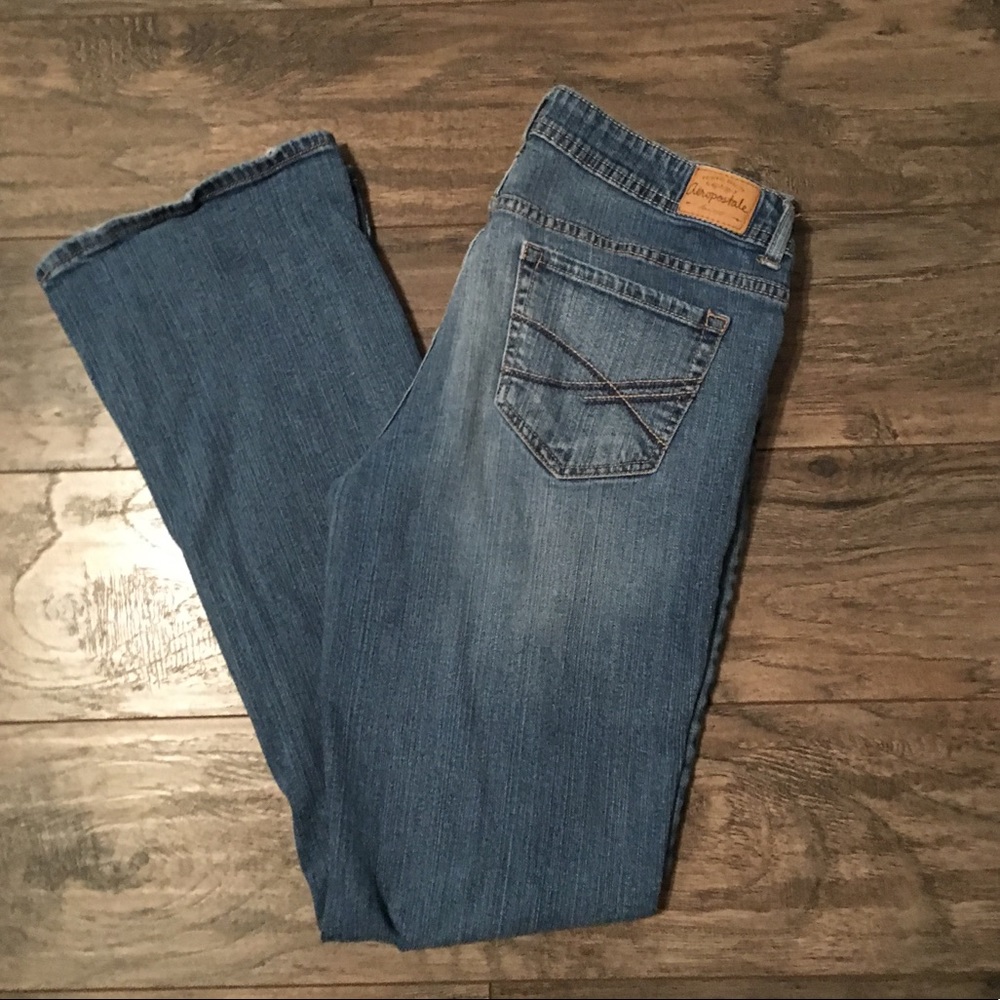 Aeropostale Chelsea bootcut size 10 EUC!
