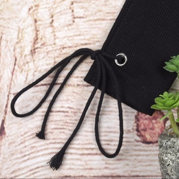 Trendy Laced Sleeve Short Sweater ★ - Picture 7 of 8