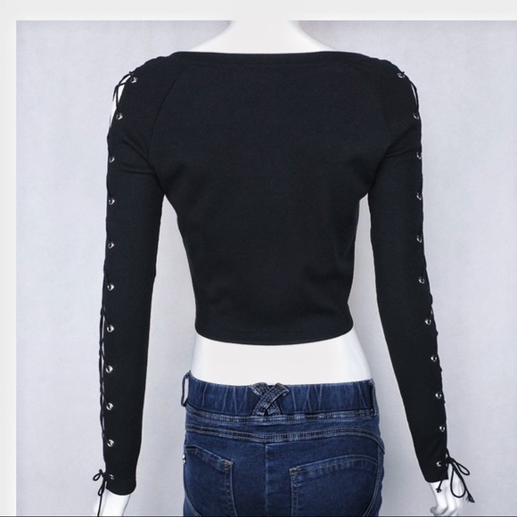 Trendy Laced Sleeve Short Sweater ★ - Picture 8 of 8