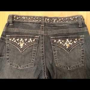 ❤️❤️VENUS Goddess Fit Jeans Nail Heads Rhinestones