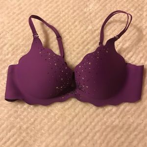 Victoria’s Secret (VS) Very Sexy Push-Up