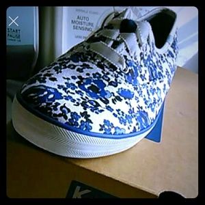 Blue & white Floral Keds