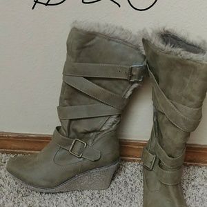 Women boots