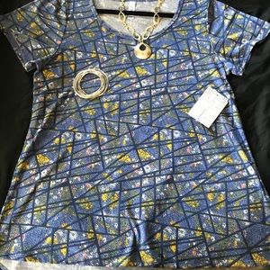 Lularoe Classic Tee