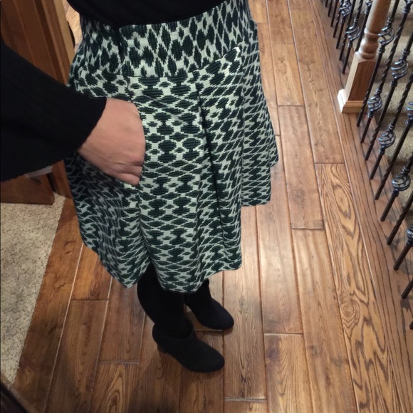 Banana republic mini skirt with pockets. Sz.2 - Picture 3 of 5