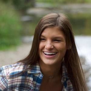 Meet your Posher, Abigail