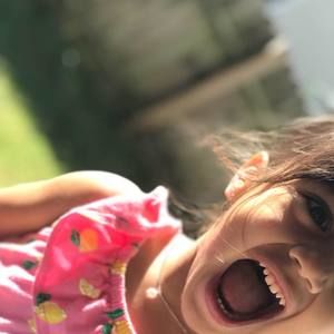 Meet your Posher, Rona