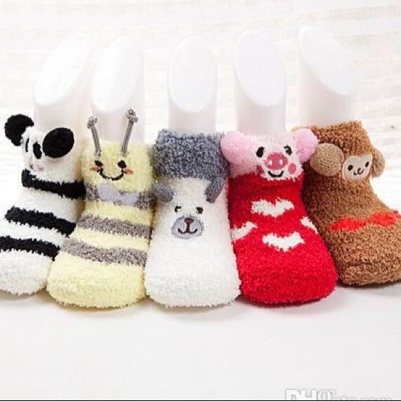 My Lil Pet 🐵" Comfy Fuzzy Socks - Picture 3 of 4