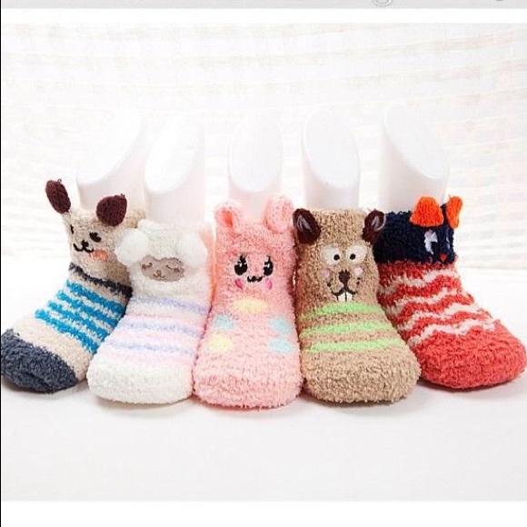 My Lil Pet 🐵" Comfy Fuzzy Socks - Picture 4 of 4