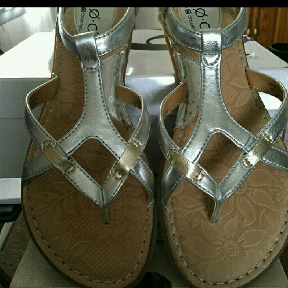Metallic sandals