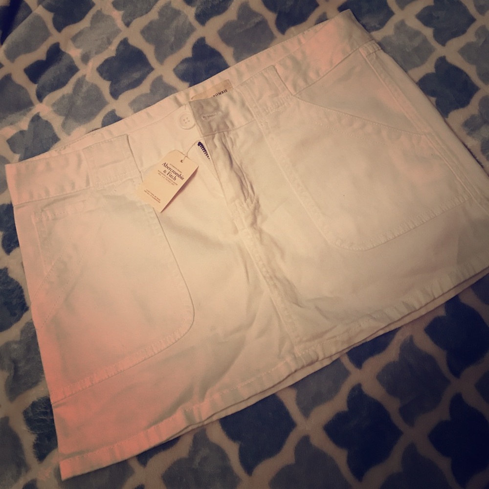 A&F skirt