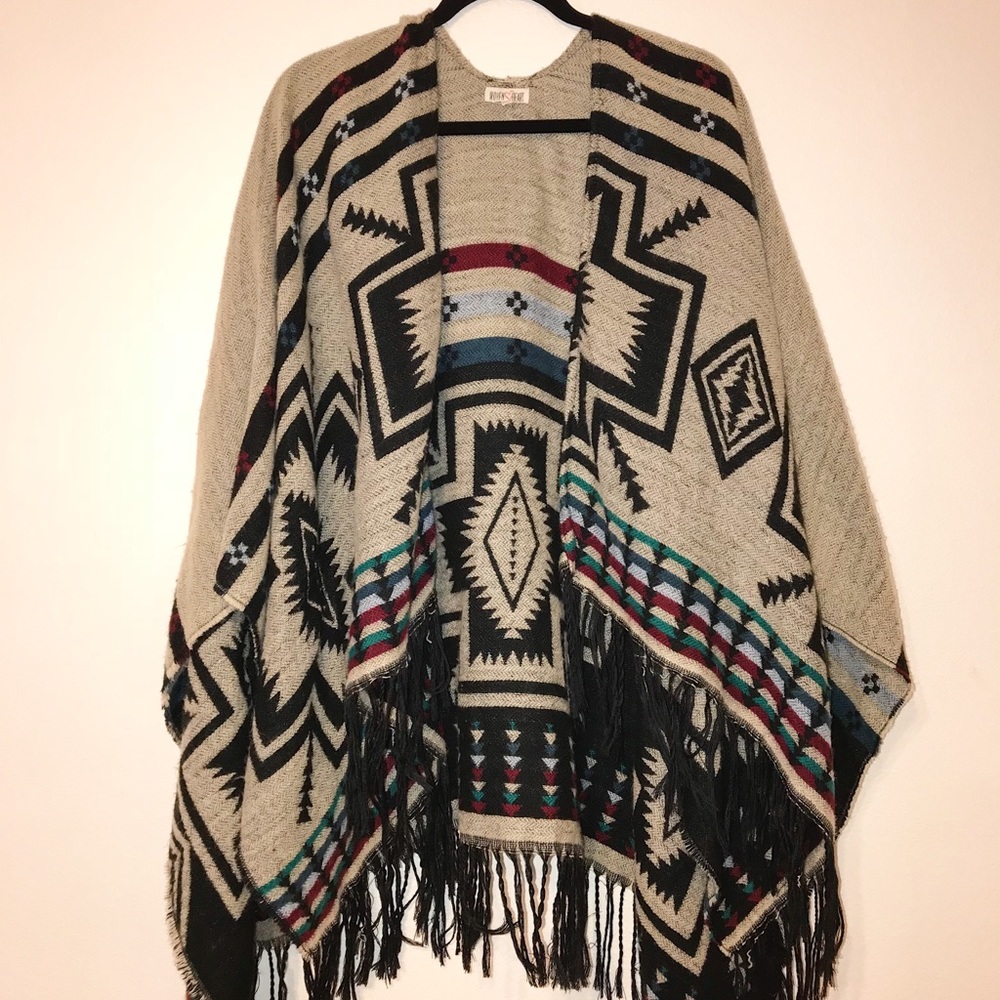 Women’s poncho