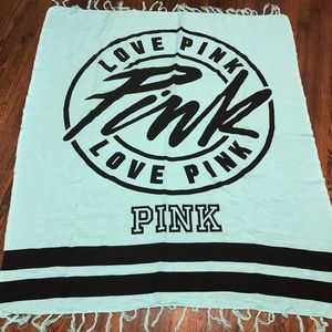 VS Pink Lightweight Throw