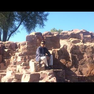 Meet your Posher, Robert