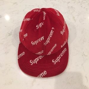 Supreme velour diagonal logo hat