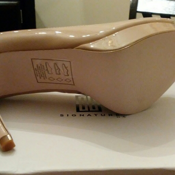 Dress shoes - Picture 4 of 5