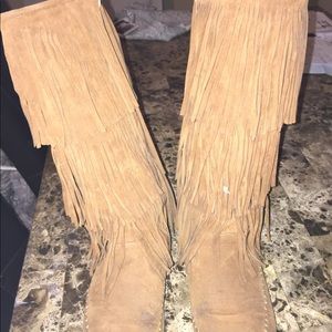 Fringe boots