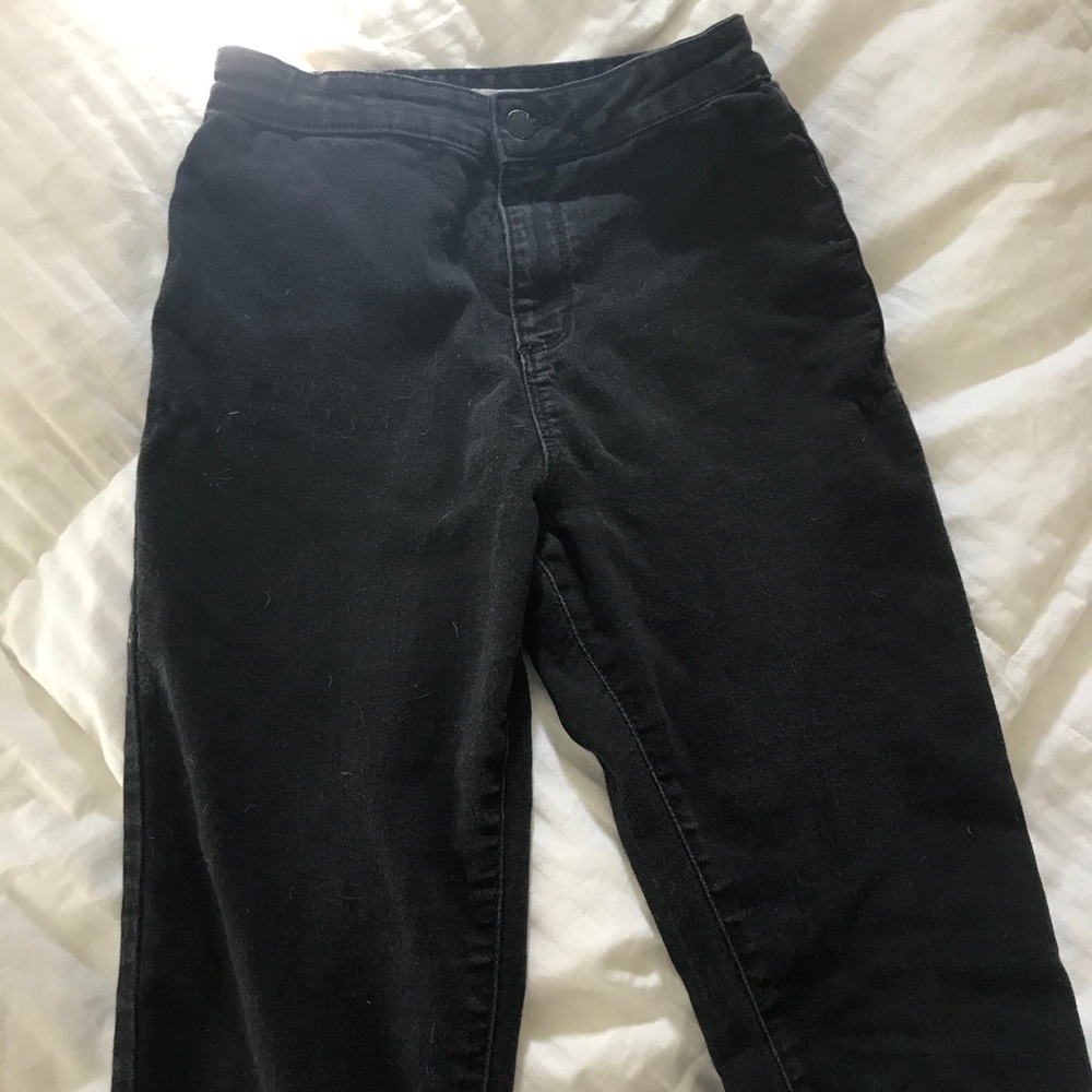 High waisted jeans